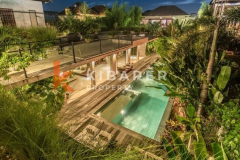 5 bedrooms Villa in Badung, Indonesia No. 12944 17