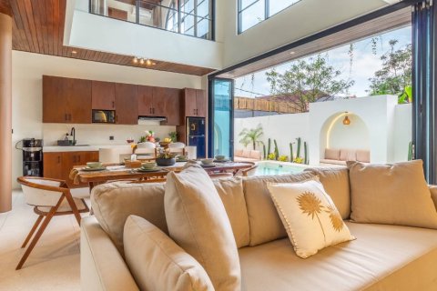 270m2 Villa in Seminyak, Badung, Indonesia No. 9670 10