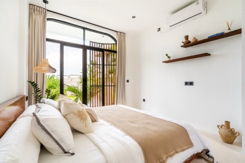 102m2 Villa in Denpasar, Indonesia No. 9671 14
