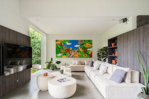 388m2 Villa in Dalung, Badung, Indonesia No. 9714 3