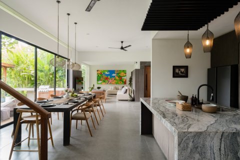 388m2 Villa in Dalung, Badung, Indonesia No. 9714 19