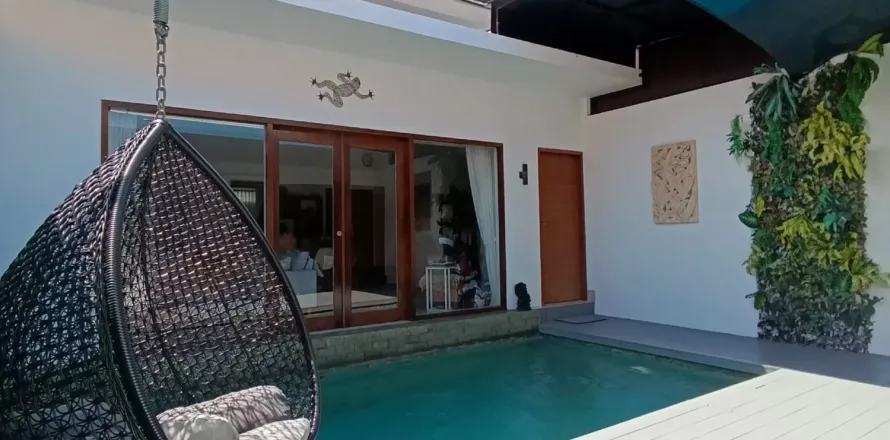 2 bedrooms Villa in Kerobokan, Badung, Indonesia No. 10769