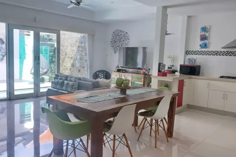 2 bedrooms Villa in Kerobokan, Badung, Indonesia No. 10769 11