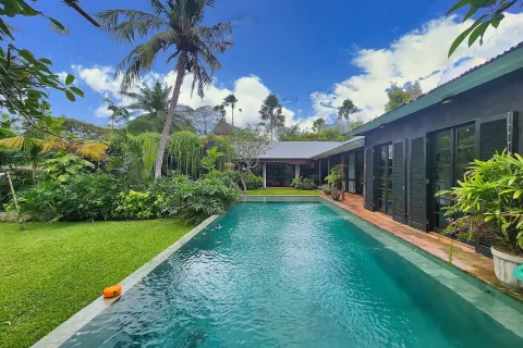 5 bedrooms Villa in Badung, Indonesia No. 10771 2
