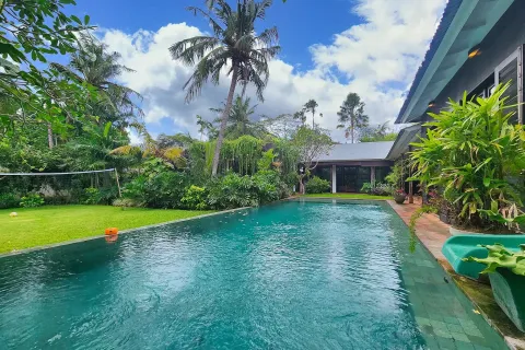 5 bedrooms Villa in Badung, Indonesia No. 10771 6