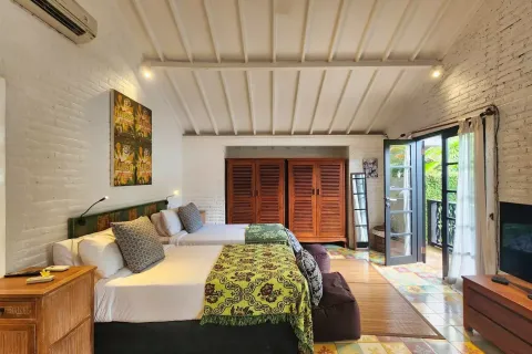 5 bedrooms Villa in Badung, Indonesia No. 10771 17