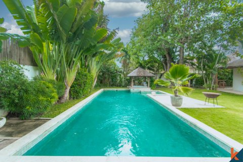 5 bedrooms Villa in Badung, Indonesia No. 10770 2