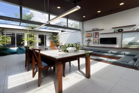 2 bedrooms Villa in Canggu, Badung, Indonesia No. 12040 5