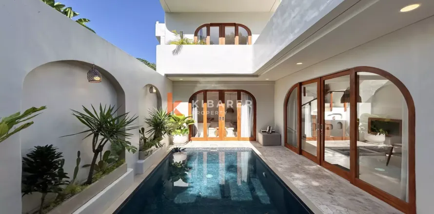 2 bedrooms Villa in Canggu, Badung, Indonesia No. 12045