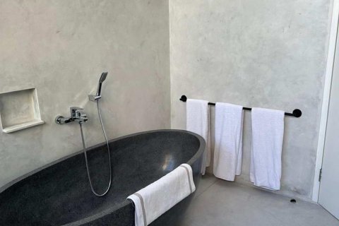 3 bedrooms Villa in Tampaksiring, Gianyar,  No. 9470 11