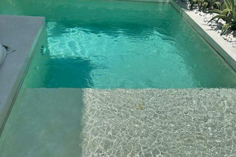 3 bedrooms Villa in Tampaksiring, Gianyar,  No. 9470 16