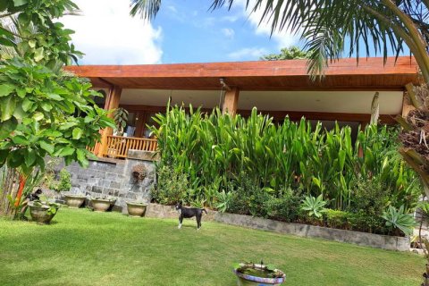 6 bedrooms Villa in Tampaksiring, Gianyar,  No. 9468 4