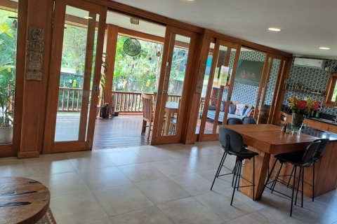 6 bedrooms Villa in Tampaksiring, Gianyar,  No. 9468 21