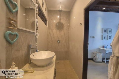 3 bedrooms Villa in Seminyak, Badung,  No. 9474 24
