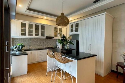 3 bedrooms Villa in Seminyak, Badung,  No. 9474 3