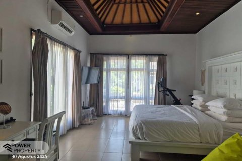 3 bedrooms Villa in Seminyak, Badung,  No. 9474 19