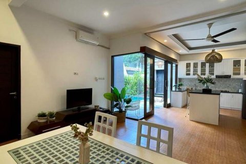 3 bedrooms Villa in Seminyak, Badung,  No. 9474 16