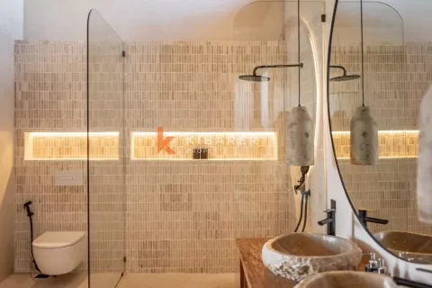 3 bedrooms Villa in Tumbak Bayuh, Mengwi, Badung, Indonesia No. 11797 20