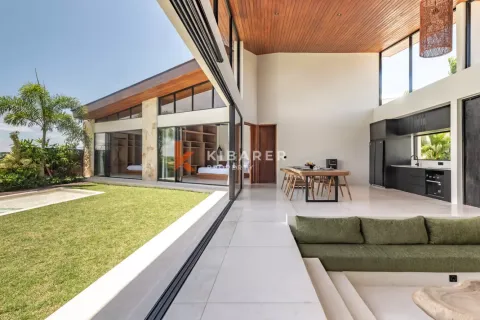3 bedrooms Villa in Tumbak Bayuh, Mengwi, Badung, Indonesia No. 11797 4