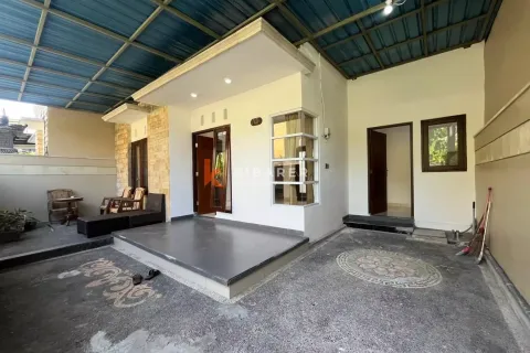 3 bedrooms Villa in Kuta, Badung, Indonesia No. 11794