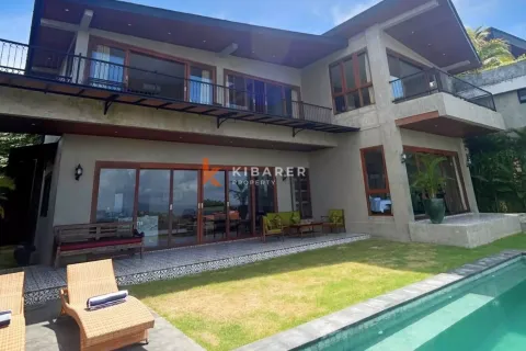 3 bedrooms Villa in South Kuta, Badung, Indonesia No. 12314
