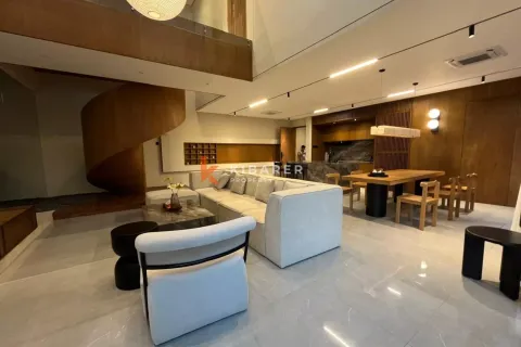 3 bedrooms Villa in Tumbak Bayuh, Mengwi, Badung, Indonesia No. 12515 6