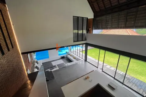 4 bedrooms Villa in Badung, Indonesia No. 12513 14