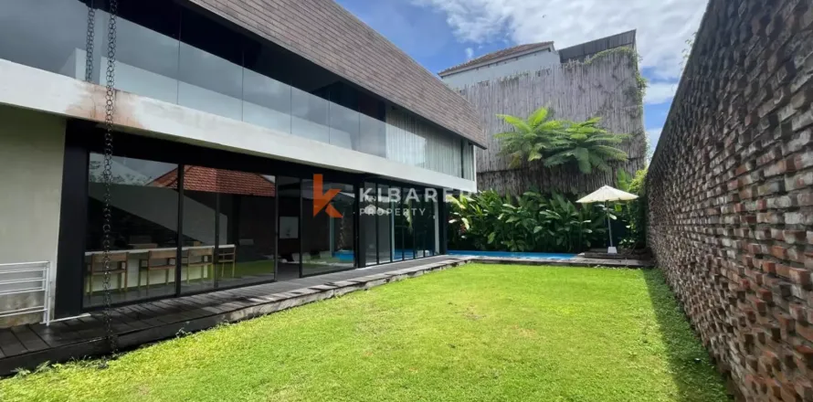 4 bedrooms Villa in Badung, Indonesia No. 12513