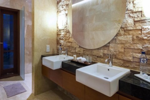 2 bedrooms Villa in South Kuta, Badung, Indonesia No. 1327 24