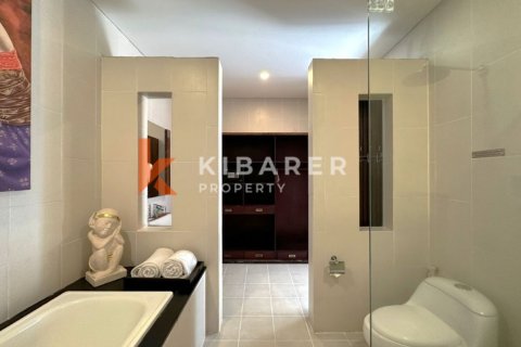 Вилла с 3 спальнями в Jimbaran, Бадунг, Индонезия № 13278 10
