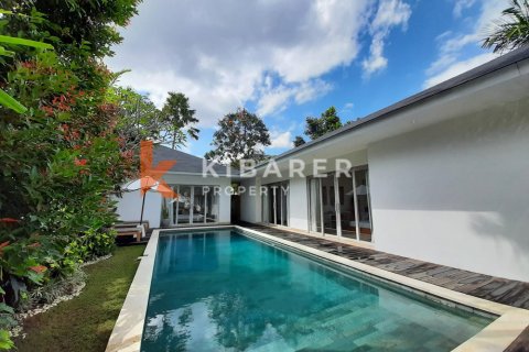 4 bedrooms Villa in Tibubeneng, Badung, Indonesia No. 12917 24
