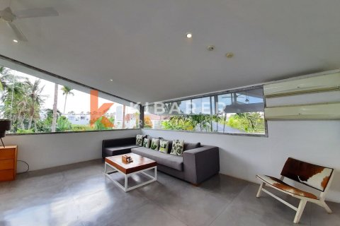4 bedrooms Villa in Tibubeneng, Badung, Indonesia No. 12917 9