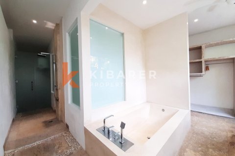 4 bedrooms Villa in Tibubeneng, Badung, Indonesia No. 12917 14