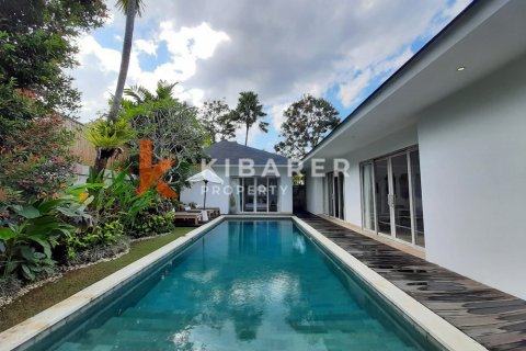 4 bedrooms Villa in Tibubeneng, Badung, Indonesia No. 12917
