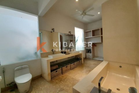 4 bedrooms Villa in Tibubeneng, Badung, Indonesia No. 12917 20