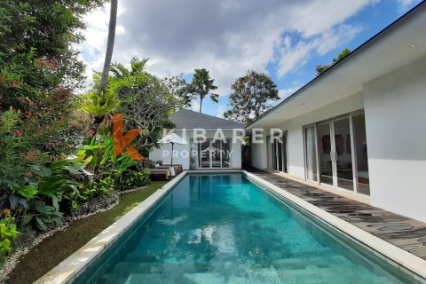 4 bedrooms Villa in Tibubeneng, Badung, Indonesia No. 12917 29