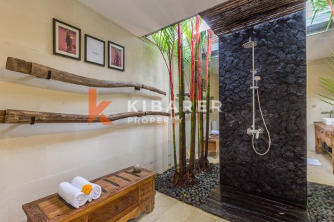 4 bedrooms Villa in Badung, Indonesia No. 12920 18