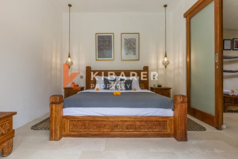 4 bedrooms Villa in Badung, Indonesia No. 12920 17