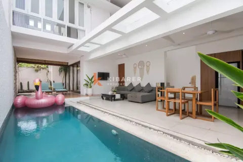 2 bedrooms Villa in Seminyak, Badung, Indonesia No. 12910
