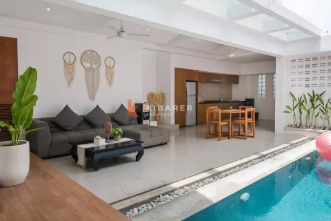 2 bedrooms Villa in Seminyak, Badung, Indonesia No. 12910 2