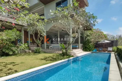 4 bedrooms Villa in Pecatu, Badung, Indonesia No. 12909 2
