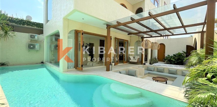 3 bedrooms Villa in Tibubeneng, Badung, Indonesia No. 12024