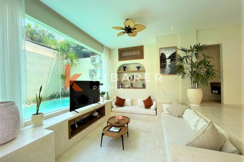 3 bedrooms Villa in Tibubeneng, Badung, Indonesia No. 12024 14