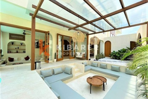3 bedrooms Villa in Tibubeneng, Badung, Indonesia No. 12024 19
