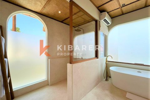 3 bedrooms Villa in Tibubeneng, Badung, Indonesia No. 12024 18