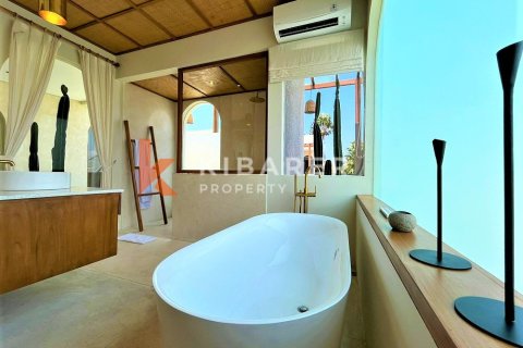 3 bedrooms Villa in Tibubeneng, Badung, Indonesia No. 12024 7