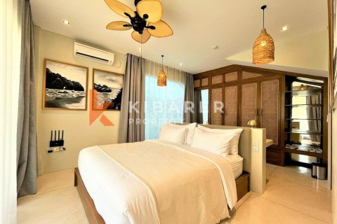 3 bedrooms Villa in Tibubeneng, Badung, Indonesia No. 12024 9