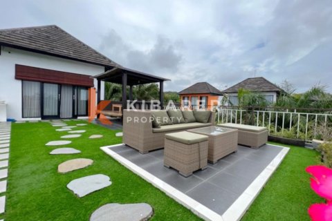 3 bedrooms Villa in Ungasan, Badung, Indonesia No. 12022 10