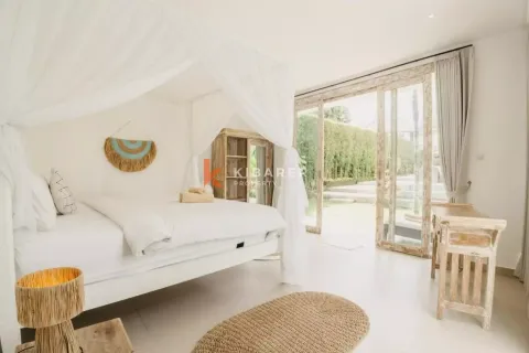 4 bedrooms Villa in Badung, Indonesia No. 12023 10