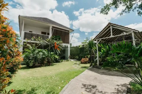 4 bedrooms Villa in Badung, Indonesia No. 12023 5